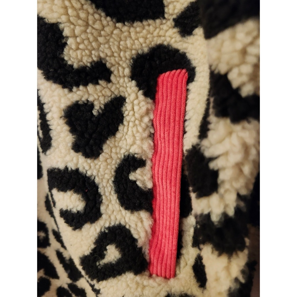 Boutique Animal Print Sherpa Shacket Women's Size Large Camel, Hot Pink, Black - Picture 6 of 11